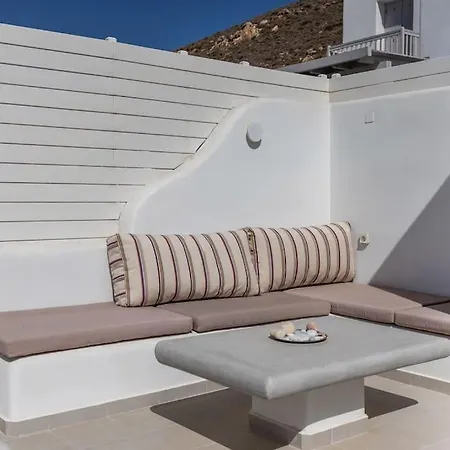 Sunset Villa *